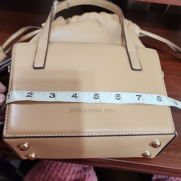 Express NYC Brand new bucket bag - Picture 6 of 13